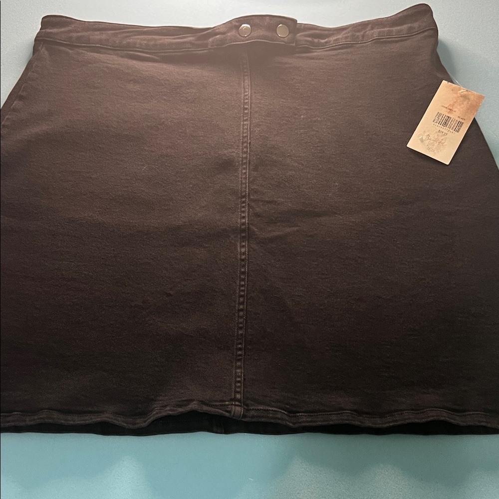 A Beautiful SoulClassic Black Denim Skirt‎